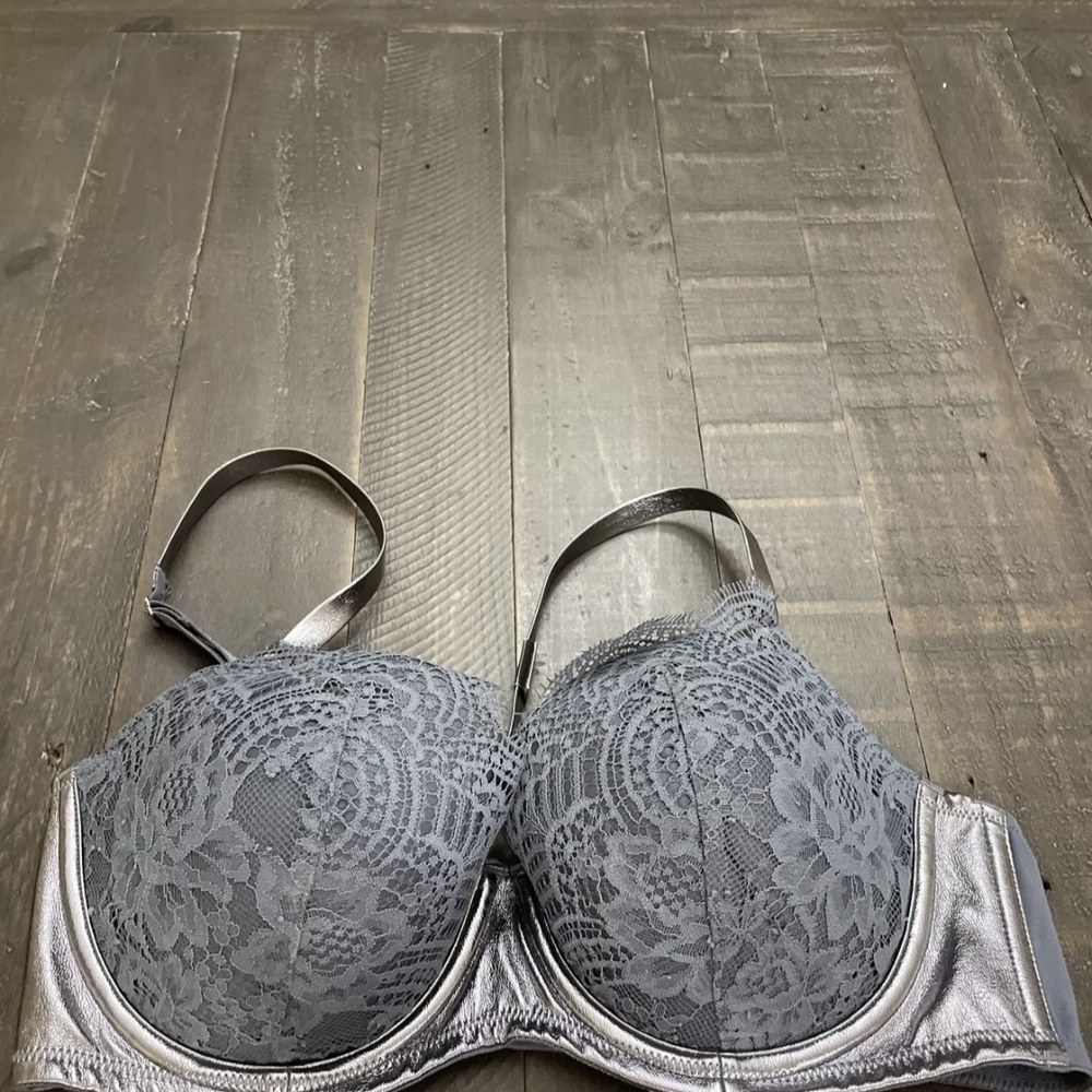 NEW Victoria Secret dream angels bra (34D)